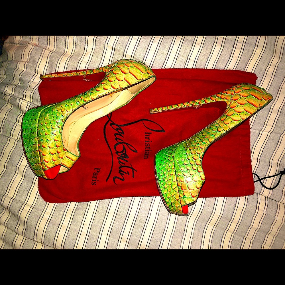 Christian Louboutin python peep toe 150 pumps